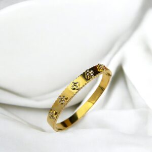 Fevyn Flower Crystal Pattern Bracelet | Gold Plated Stainless Steel Openable Bracelet | Anti Tarnish Jewellery for Woman